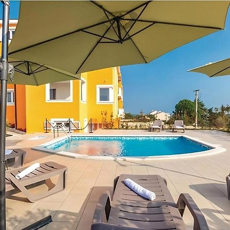 Lotuspoolapart Premantura Ngoại thất bức ảnh