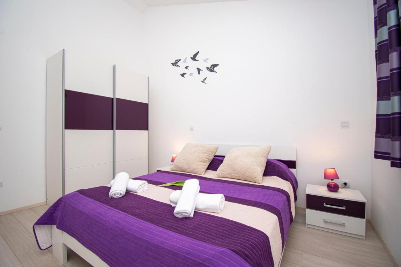 Lotuspoolapart Premantura Ngoại thất bức ảnh