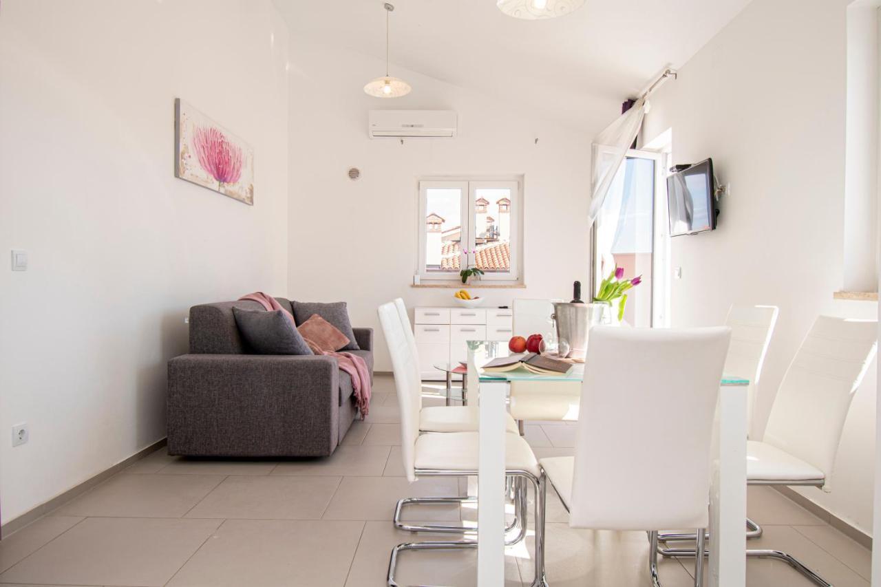 Lotuspoolapart Premantura Ngoại thất bức ảnh